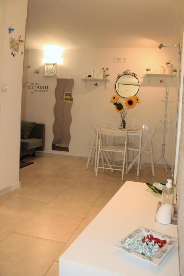Casa Vacanze Angelica Salerno Exterior photo